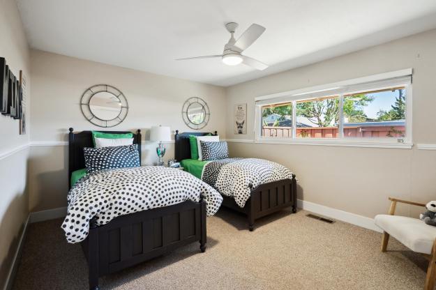 2640 Meadow Glen Bedroom