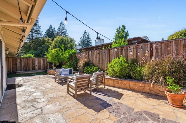 2640 Meadow Glen Backyard