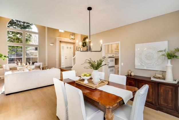 610 Dunhill Drive Dining Room