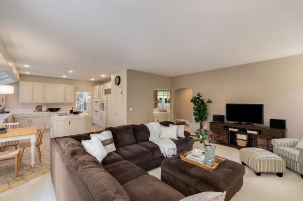 610 Dunhill Drive Family Room