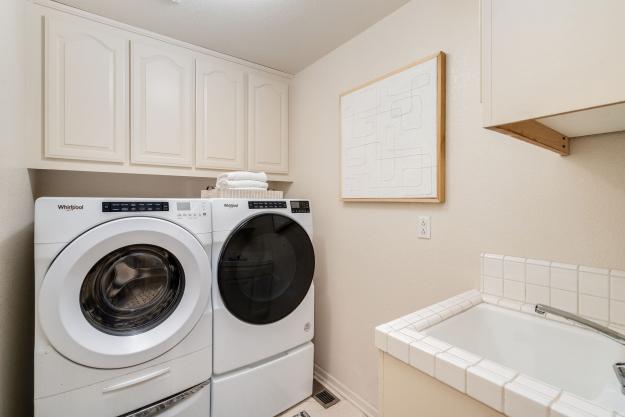 610 Dunhill Drive Laundry Room