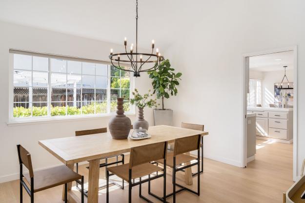 201 Escobar Place Dining Room