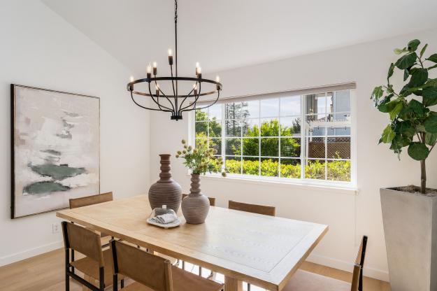 201 Escobar Place Dining Room