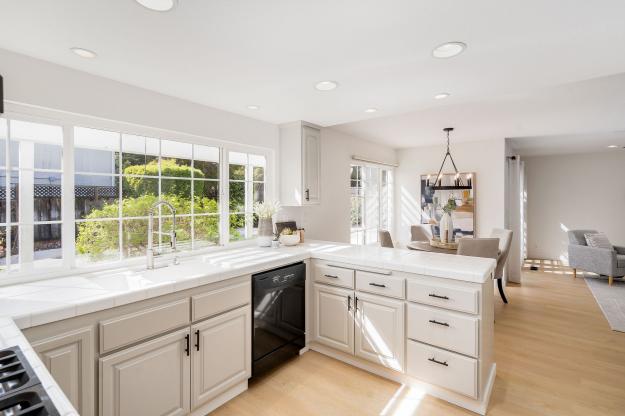 201 Escobar Place Kitchen