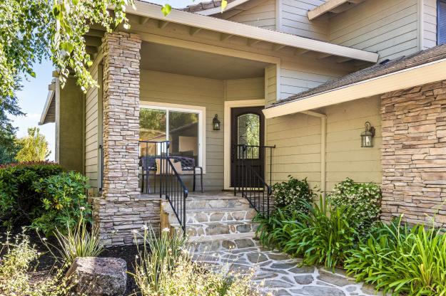 4040 Westminster Pl Front Porch