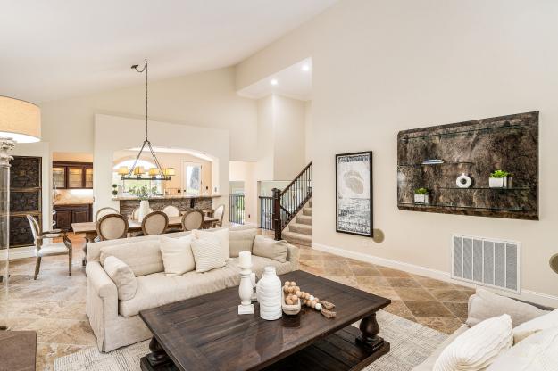 4040 Westminster Pl Living Room