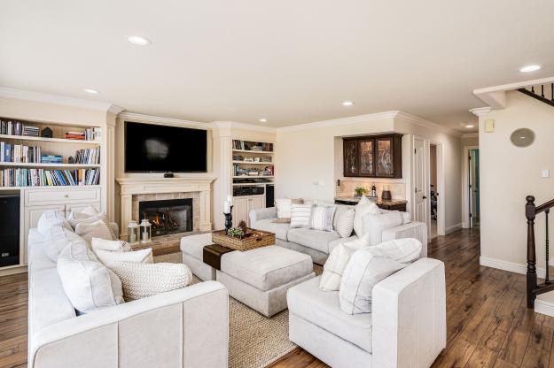 4040 Westminster Pl Family Room