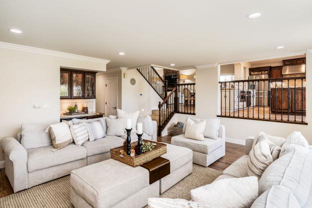 4040 Westminster Pl Family Room