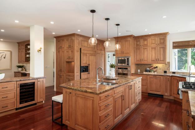 129 Alta Vista Kitchen