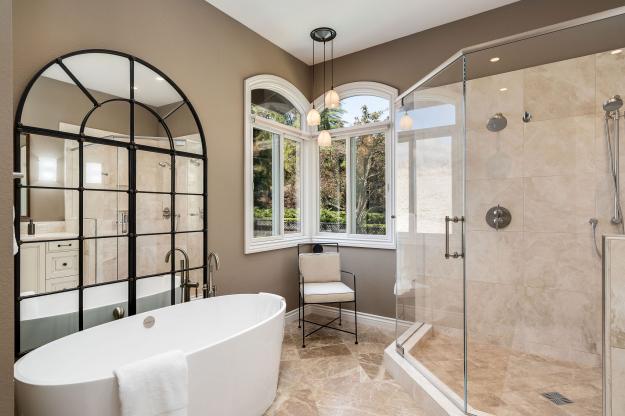 129 Alta Vista Primary Bathroom