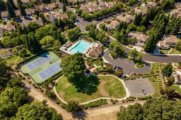 129 Alta Vista Community