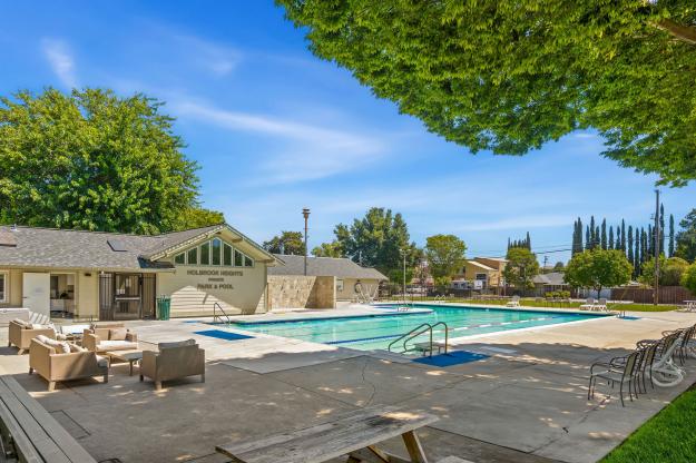 3248 Reva Dr Community