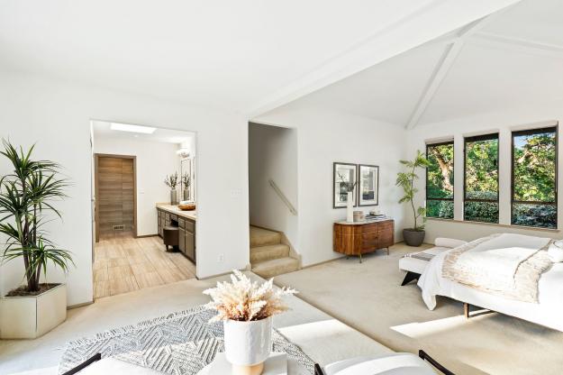 225 Vagabond Ct Primary Bedroom