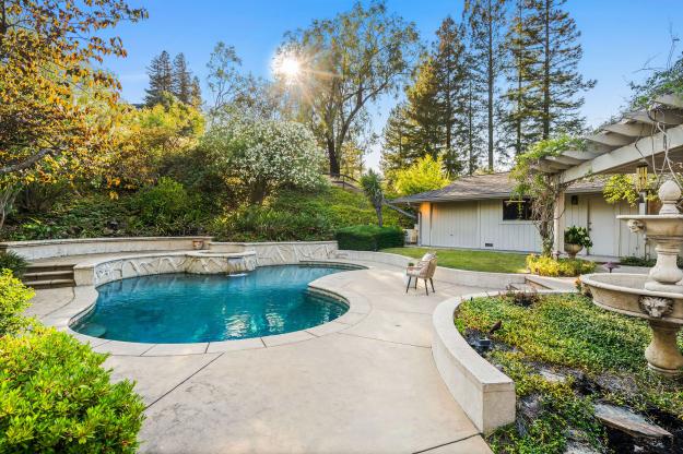 225 Vagabond Ct Backyard