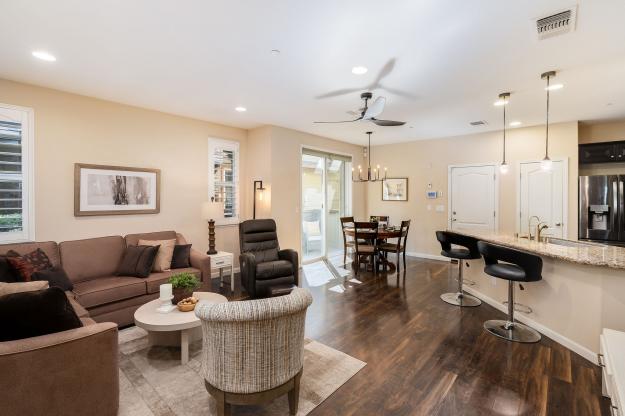 338 El Paseo Cir Family Room