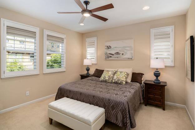 338 El Paseo Cir Primary Bedroom