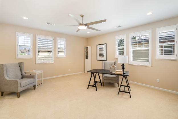 338 El Paseo Cir Bonus Room