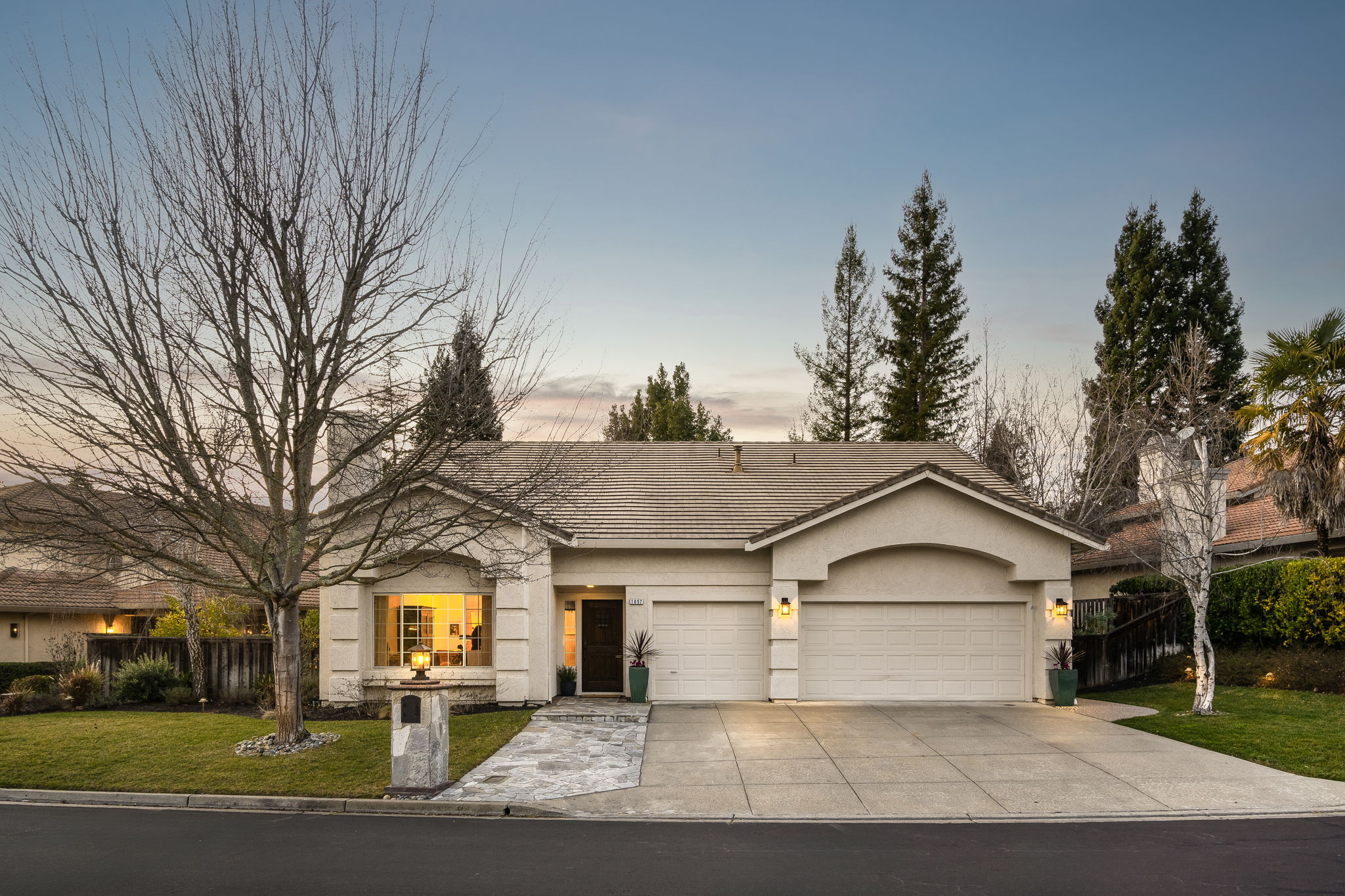 1057 Cheshire Circle