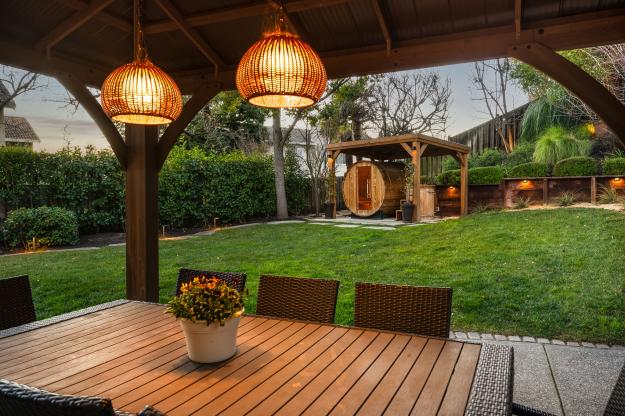 1057 Cheshire Cir Back Yard