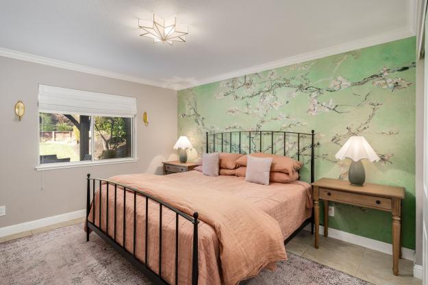 1057 Cheshire Cir Bedroom