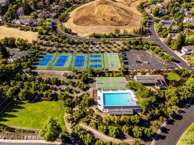 1057 Cheshire Cir Community