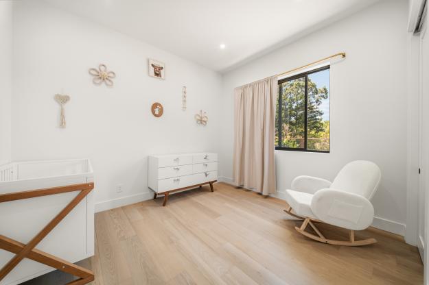 1080 Scots Lane Bedroom