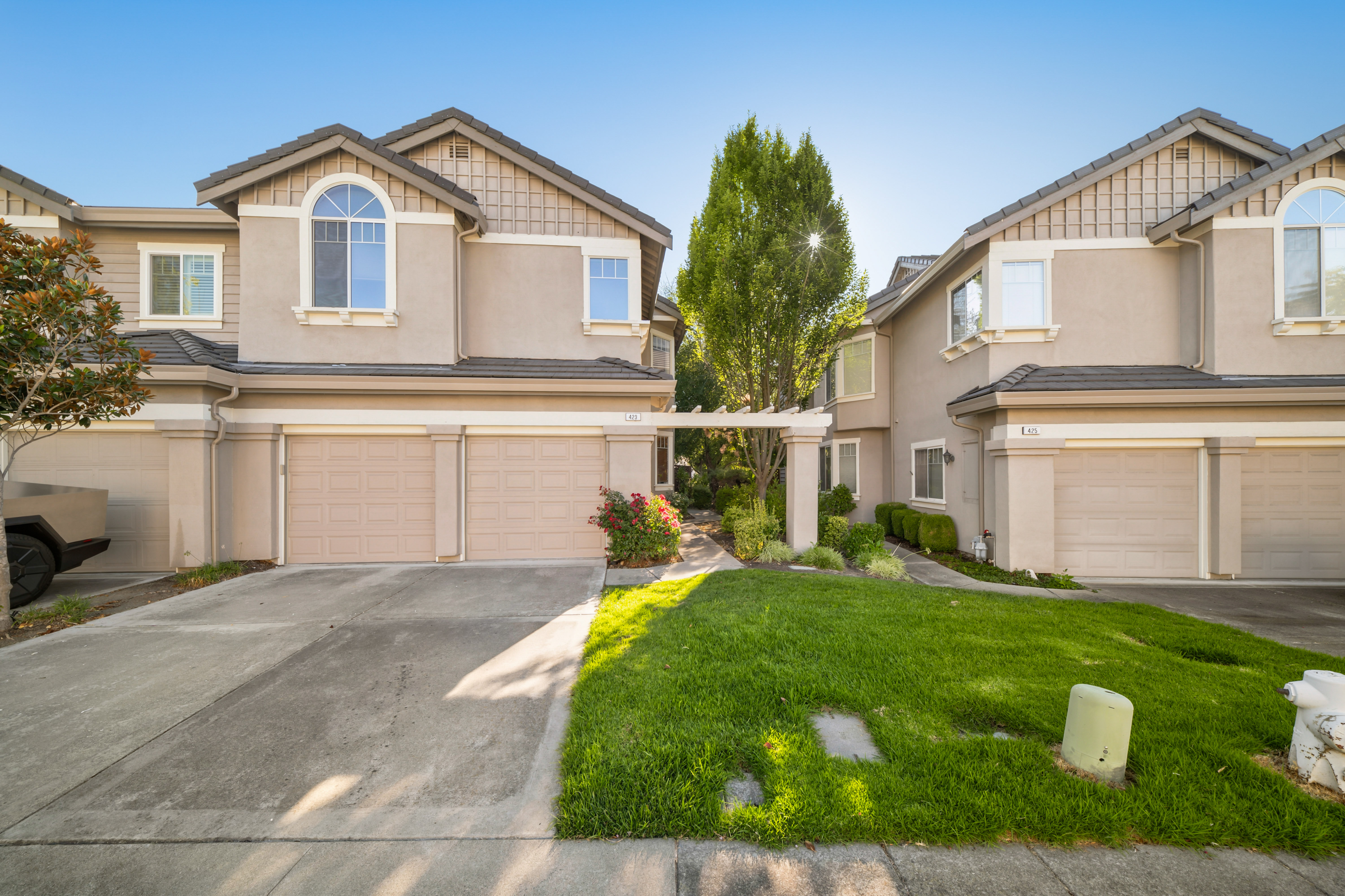 423 Sutton Circle